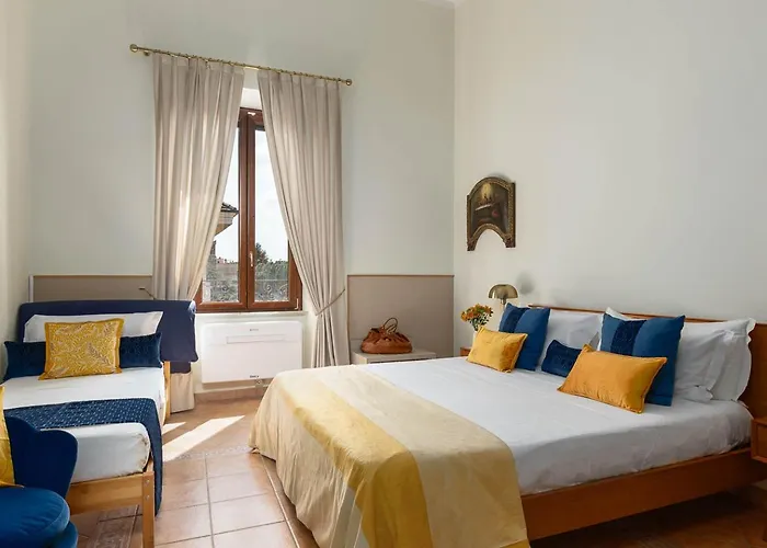 Rosam - Via Veneto 15 Min Walk From Spanish Steps Floor Luxury Apartment